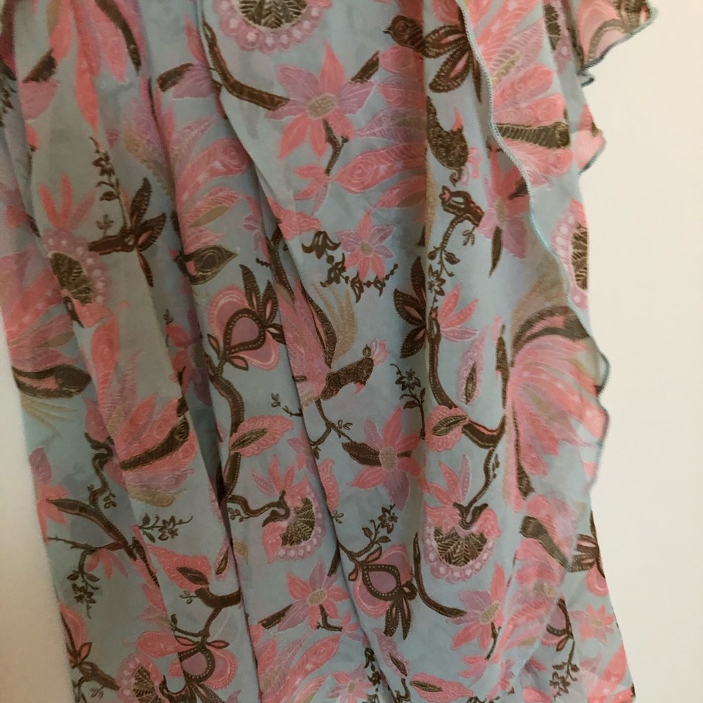 H&M Ruffled, Drapey Blouse - Picture 3 of 6